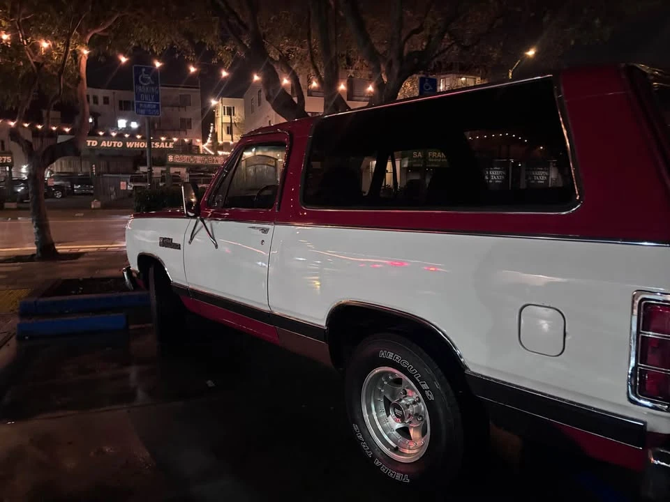1989 Dodge Ramcharger - Image 2 of 6