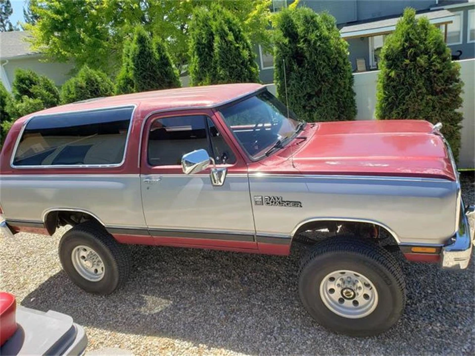 1989 Dodge Ramcharger - Image 3 of 22