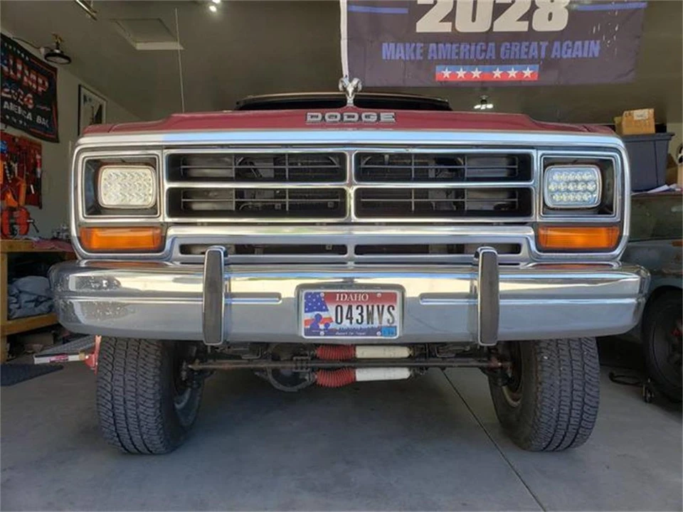 1989 Dodge Ramcharger - Image 8 of 22