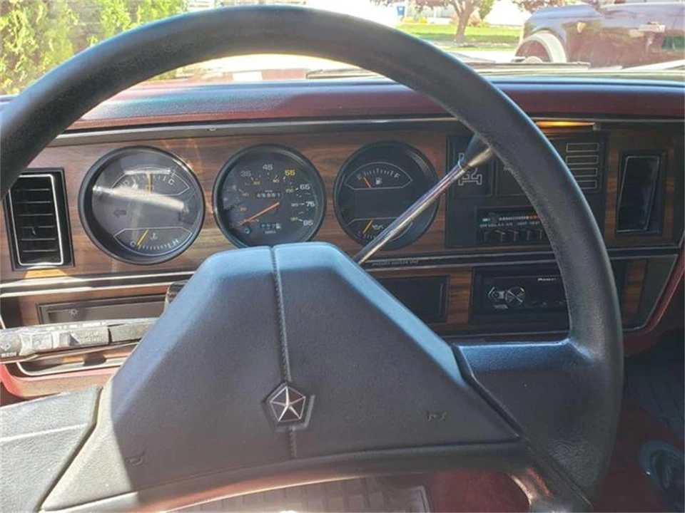 1989 Dodge Ramcharger - Image 17 of 22