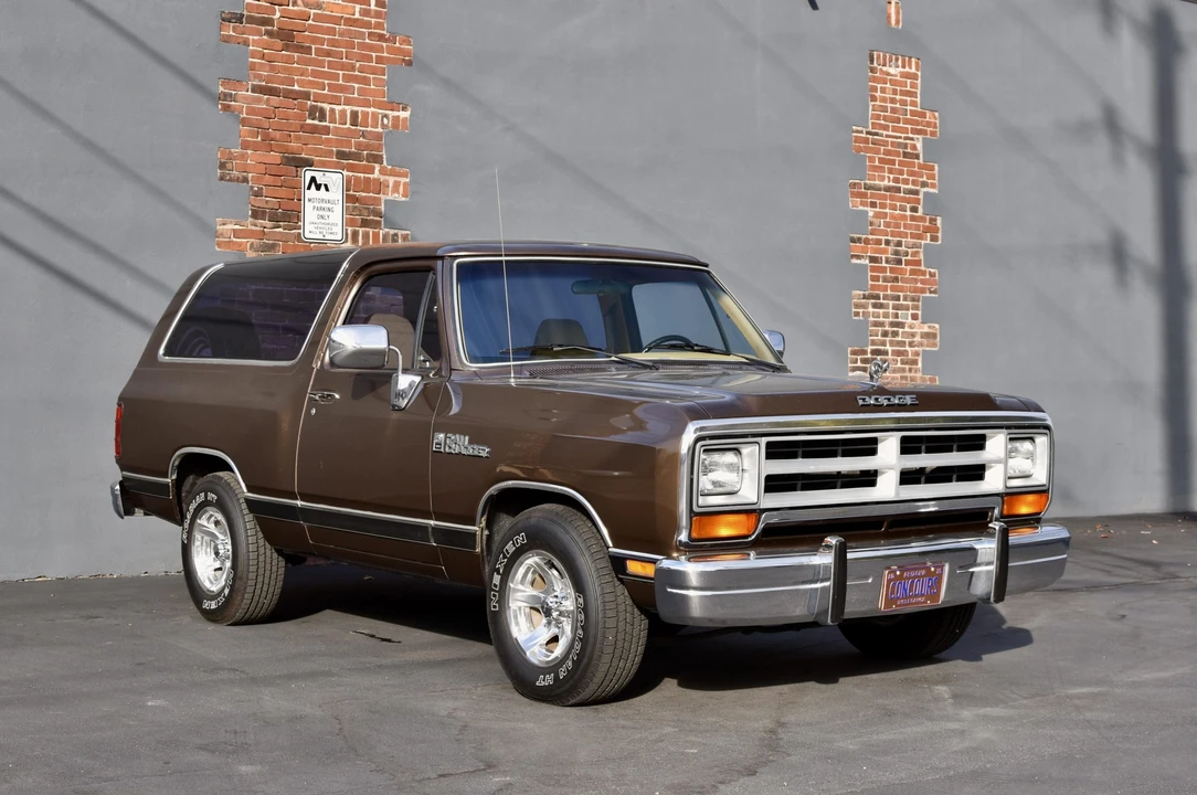 1989 Dodge Ramcharger - Image 12 of 31