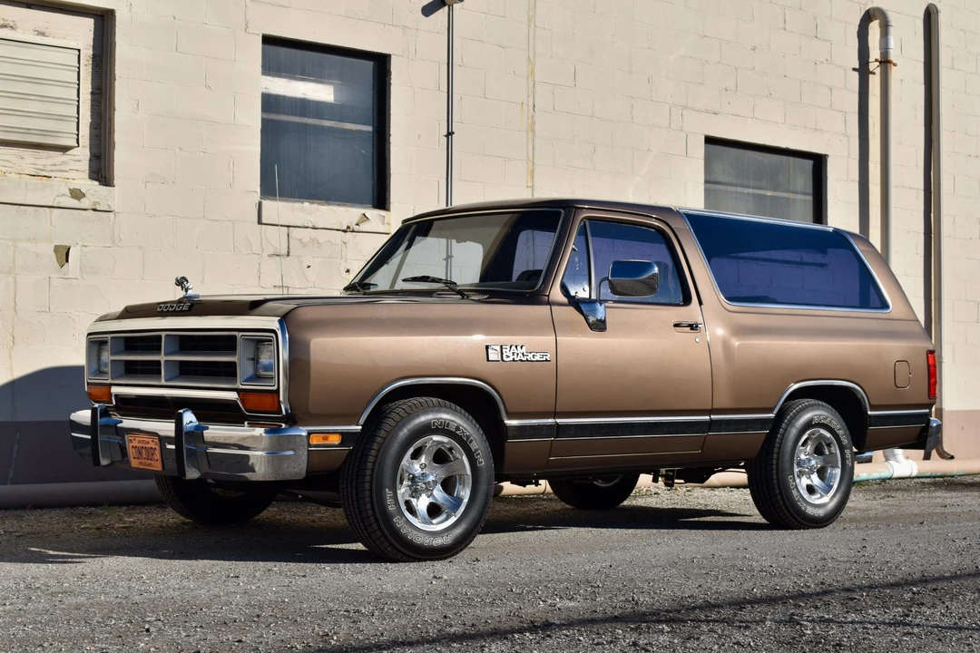 1989 Dodge Ramcharger - Image 2 of 31