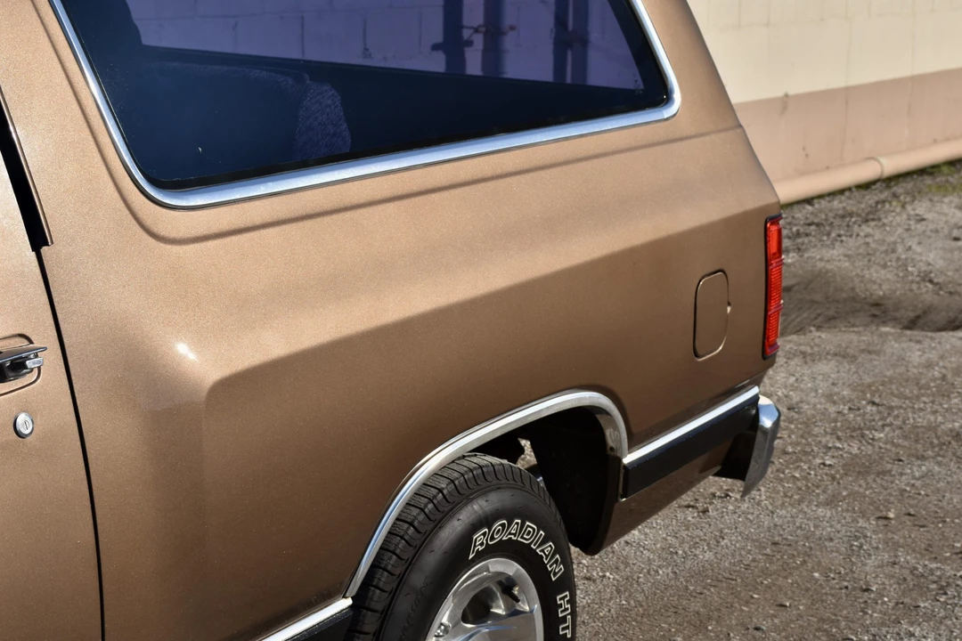 1989 Dodge Ramcharger - Image 26 of 31