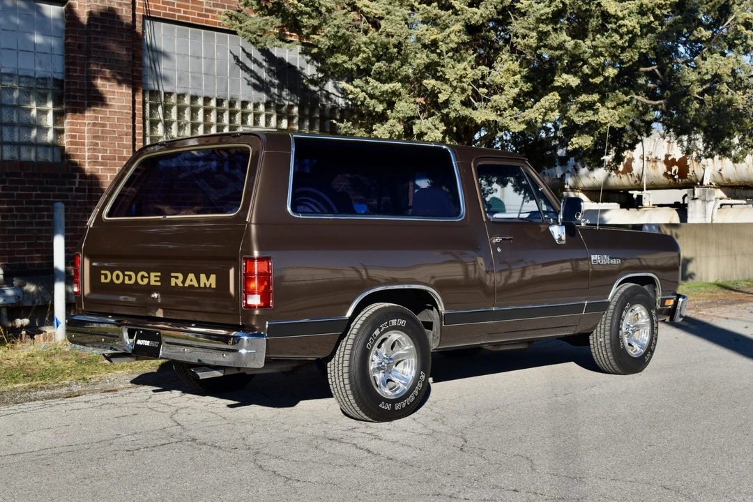 1989 Dodge Ramcharger - Image 18 of 31