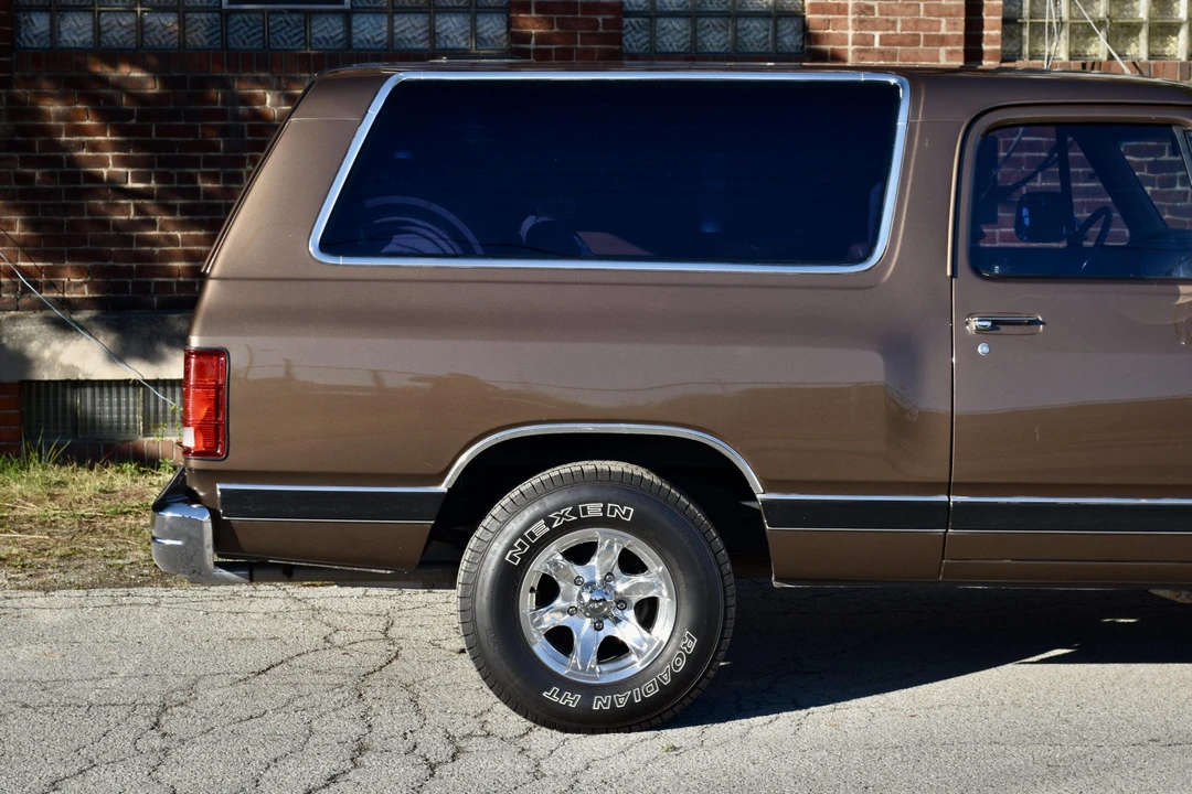 1989 Dodge Ramcharger - Image 29 of 31