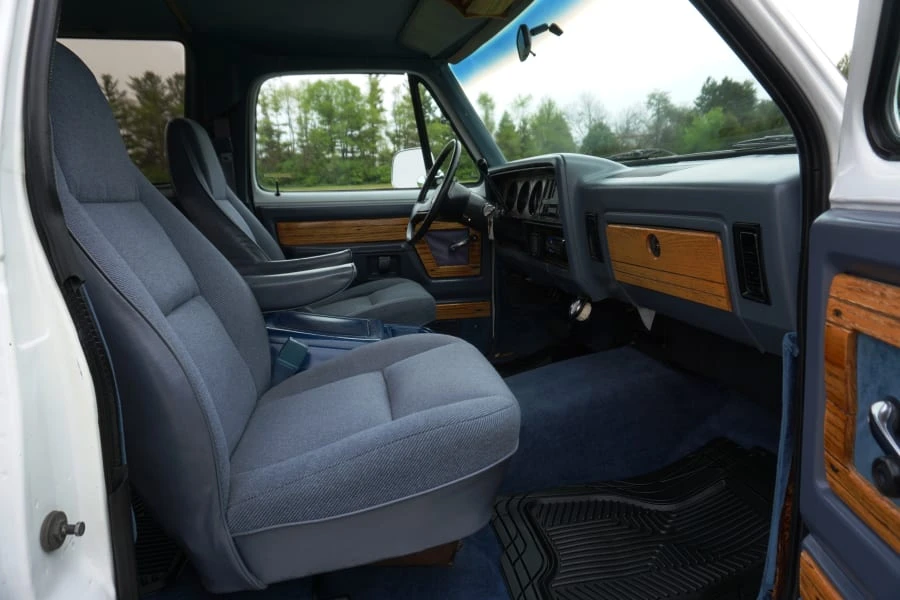 1989 Dodge Ramcharger - Image 17 of 30