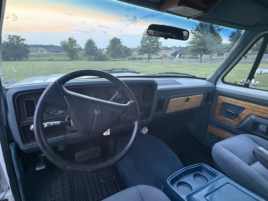 1989 Dodge Ramcharger - Image 5 of 15