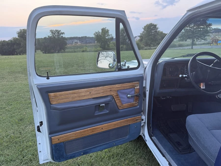 1989 Dodge Ramcharger - Image 7 of 15