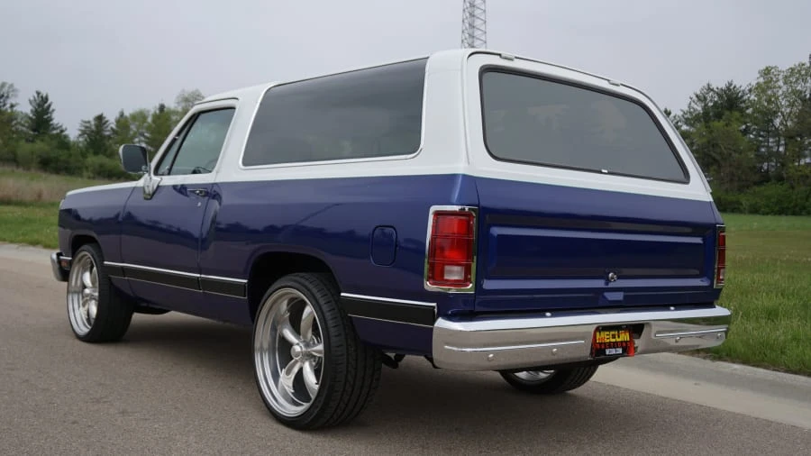 1989 Dodge Ramcharger - Image 8 of 30