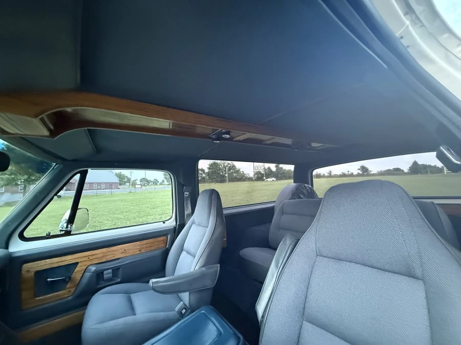 1989 Dodge Ramcharger - Image 10 of 15