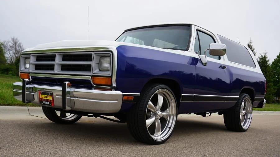 1989 Dodge Ramcharger - Image 9 of 30