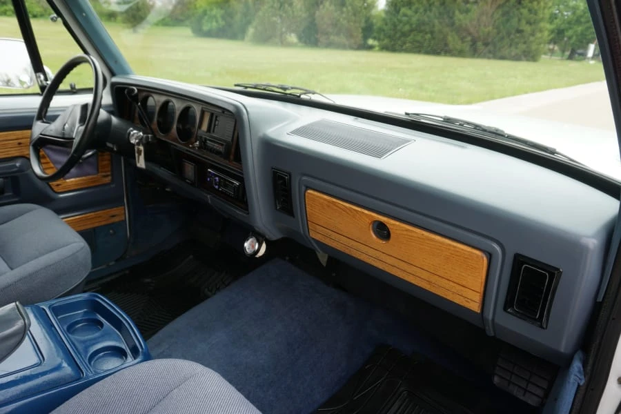 1989 Dodge Ramcharger - Image 19 of 30
