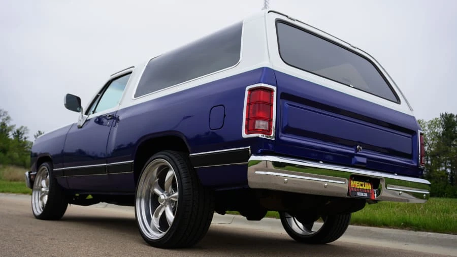 1989 Dodge Ramcharger - Image 7 of 30