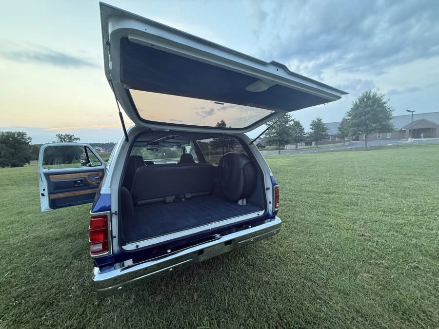 1989 Dodge Ramcharger - Image 12 of 15