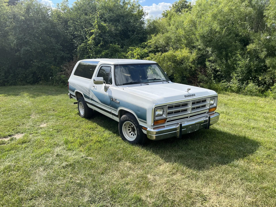 1989 Dodge Ramcharger - Image 15 of 31