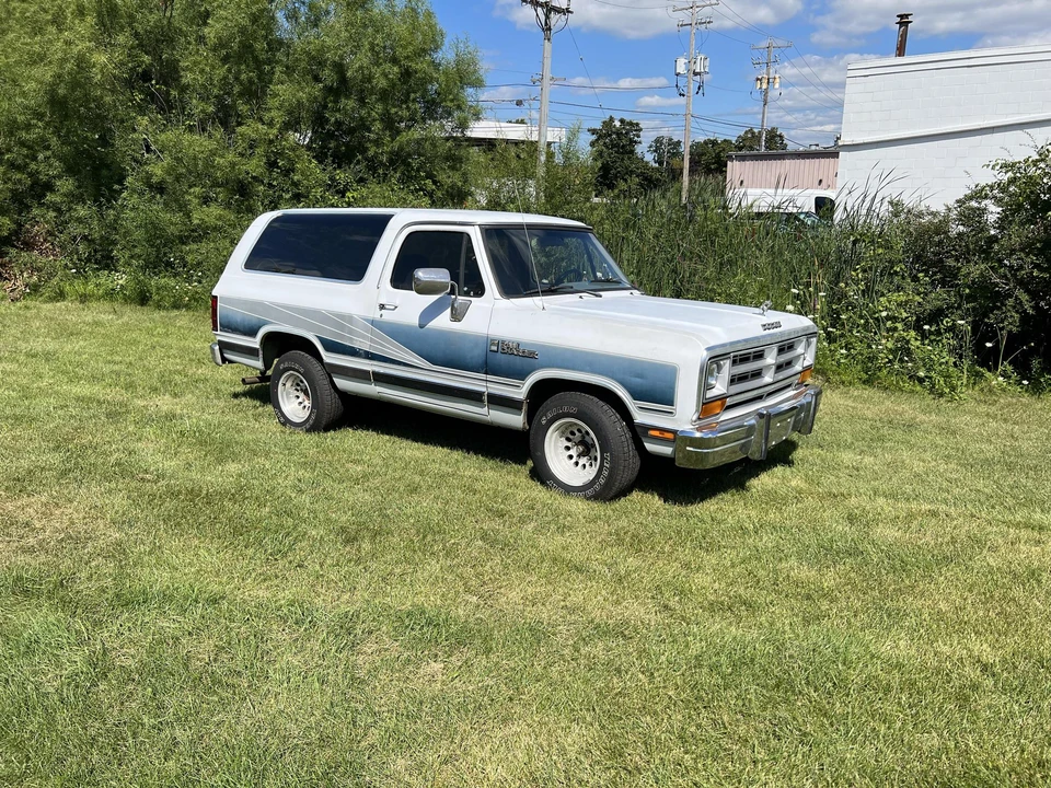 1989 Dodge Ramcharger - Image 14 of 31