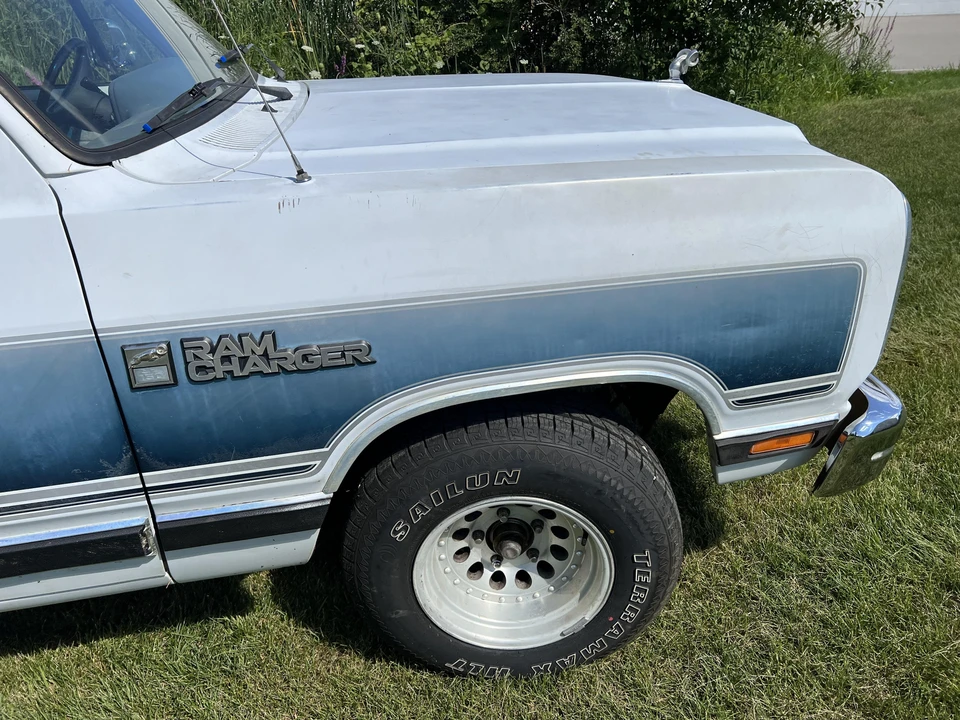 1989 Dodge Ramcharger - Image 26 of 31
