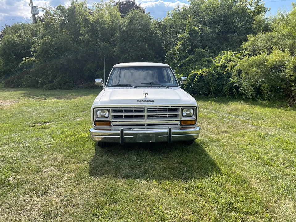 1989 Dodge Ramcharger - Image 7 of 31