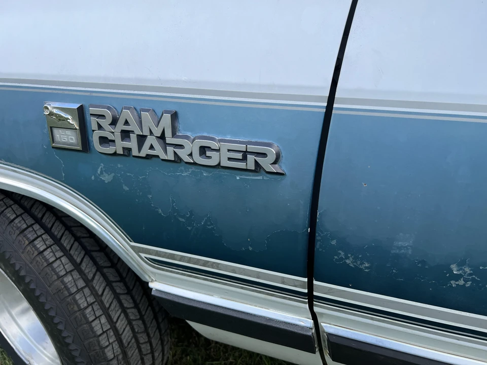 1989 Dodge Ramcharger - Image 30 of 31