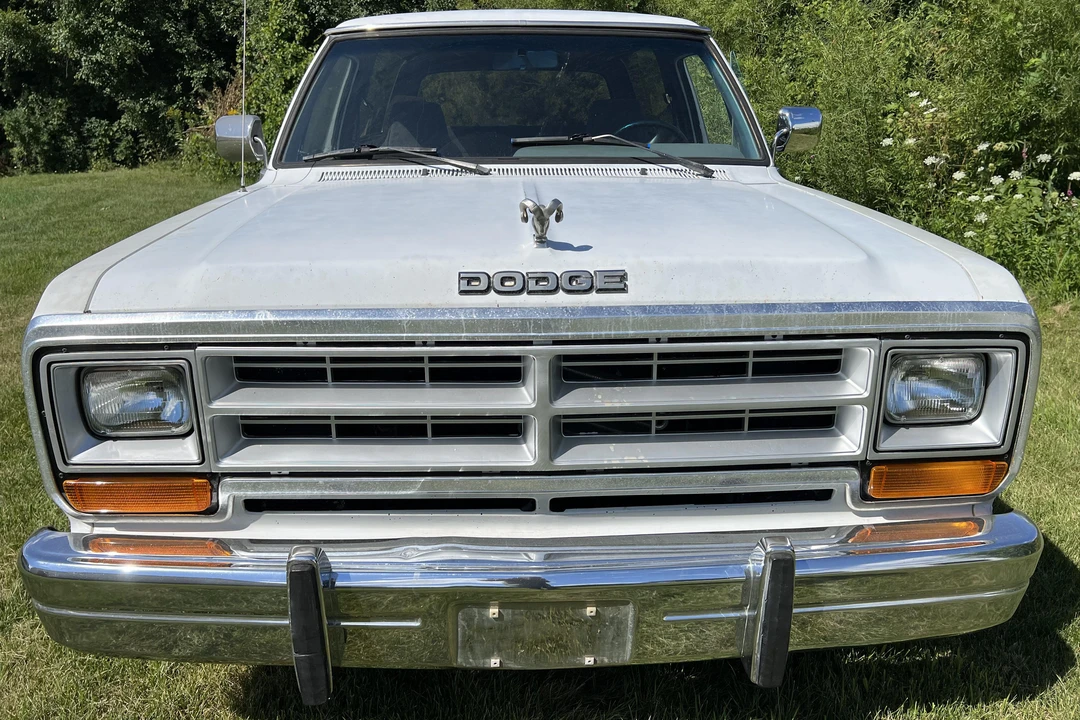 1989 Dodge Ramcharger - Image 2 of 31