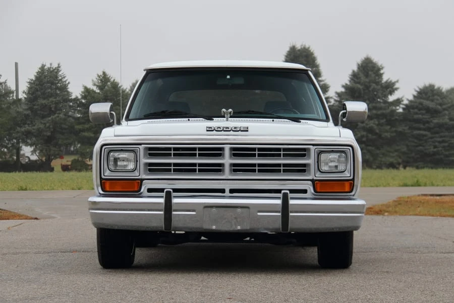 1989 Dodge Ramcharger - Image 4 of 25
