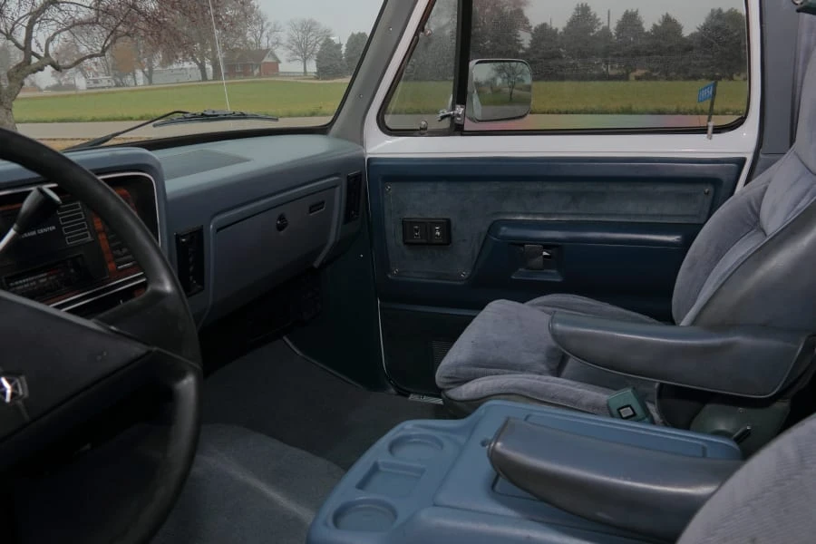 1989 Dodge Ramcharger - Image 20 of 25