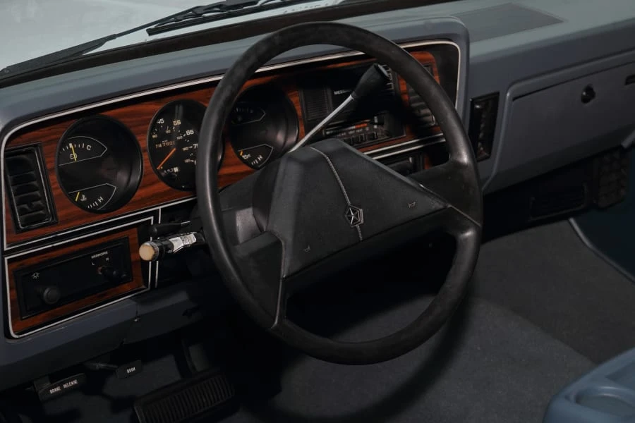 1989 Dodge Ramcharger - Image 18 of 25