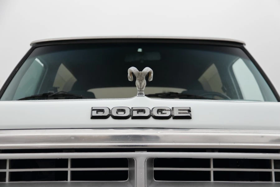 1989 Dodge Ramcharger - Image 11 of 25