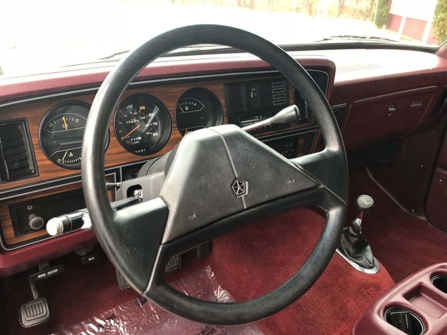 1989 Dodge Ramcharger - Image 4 of 11