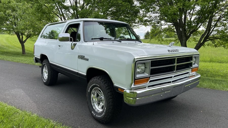 1989 Dodge Ramcharger - Image 6 of 18