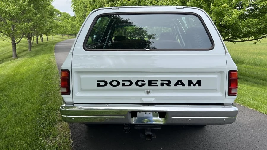 1989 Dodge Ramcharger - Image 5 of 18
