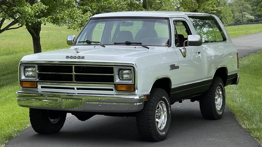 1989 Dodge Ramcharger - Image 8 of 18
