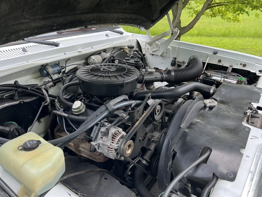 1989 Dodge Ramcharger - Image 16 of 18