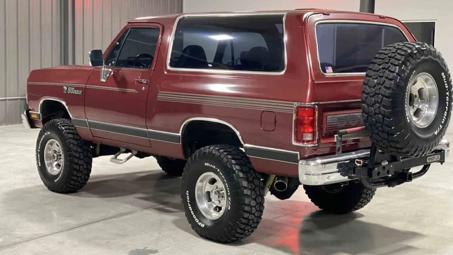 1989 Dodge Ramcharger - Image 3 of 24