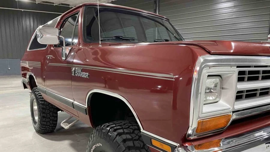 1989 Dodge Ramcharger - Image 17 of 24