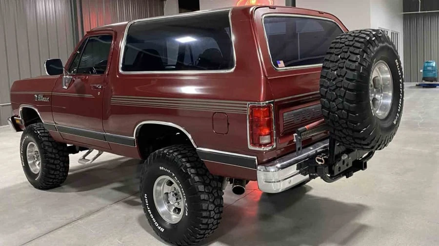 1989 Dodge Ramcharger - Image 21 of 24
