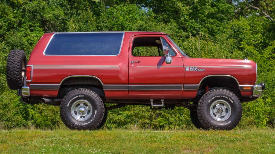 1989 Dodge Ramcharger - Image 2 of 19