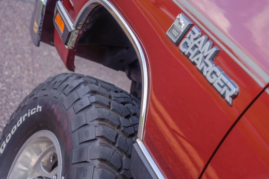 1989 Dodge Ramcharger - Image 11 of 16