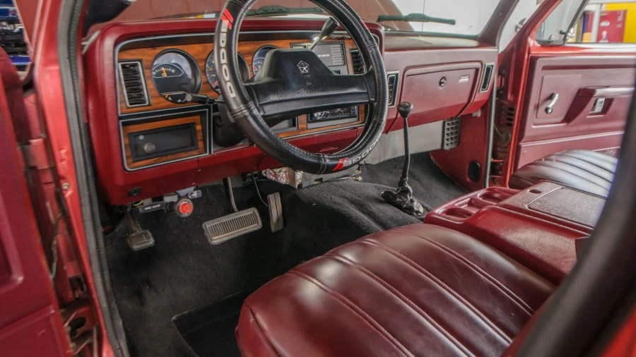 1989 Dodge Ramcharger - Image 4 of 19