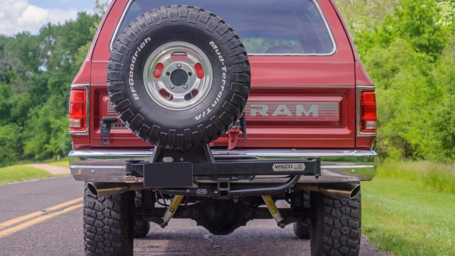 1989 Dodge Ramcharger - Image 13 of 19