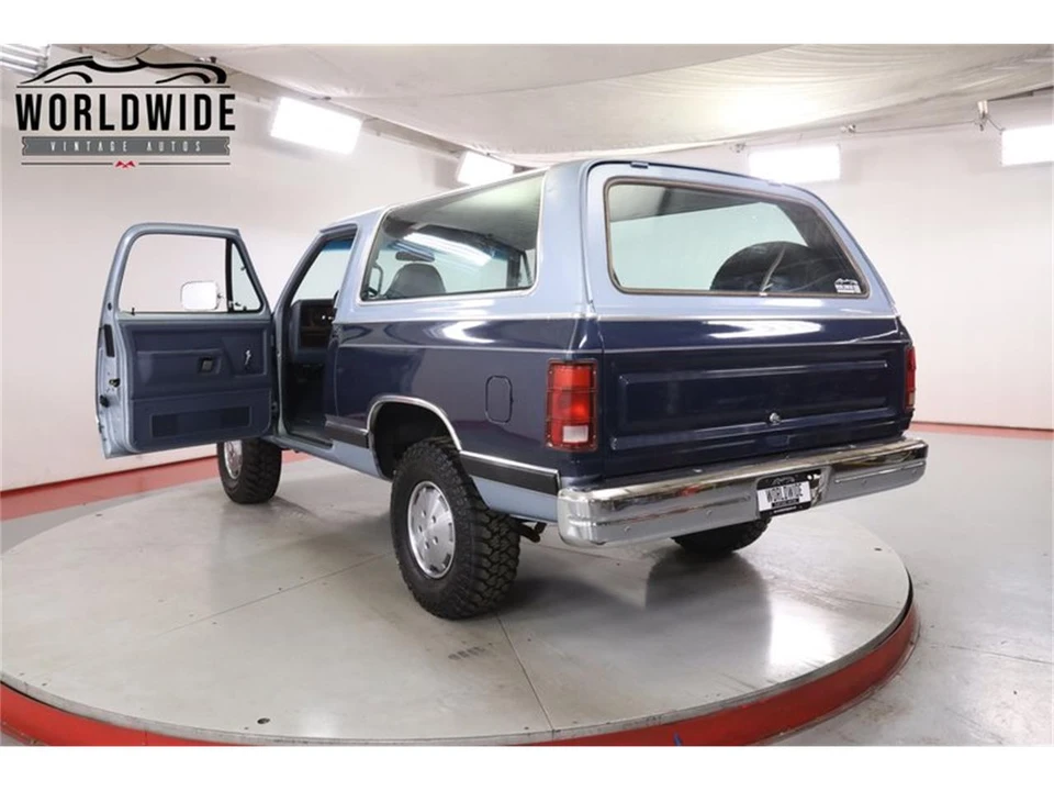 1989 Dodge Ramcharger - Image 25 of 31