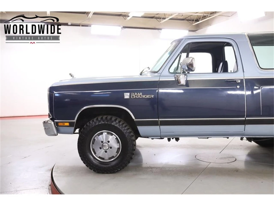 1989 Dodge Ramcharger - Image 7 of 31