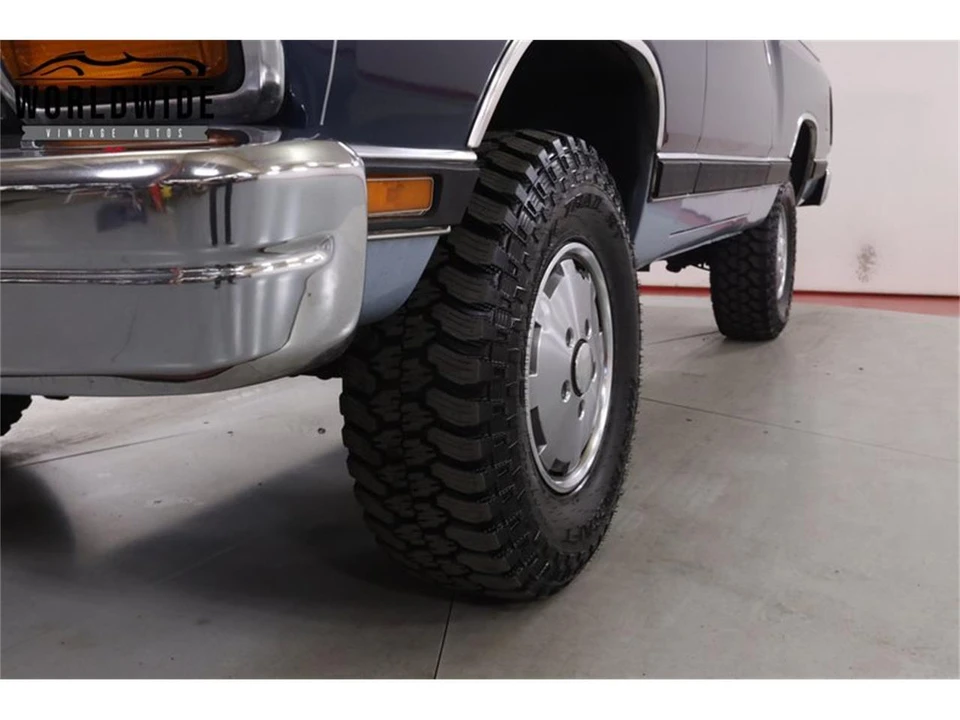 1989 Dodge Ramcharger - Image 11 of 31