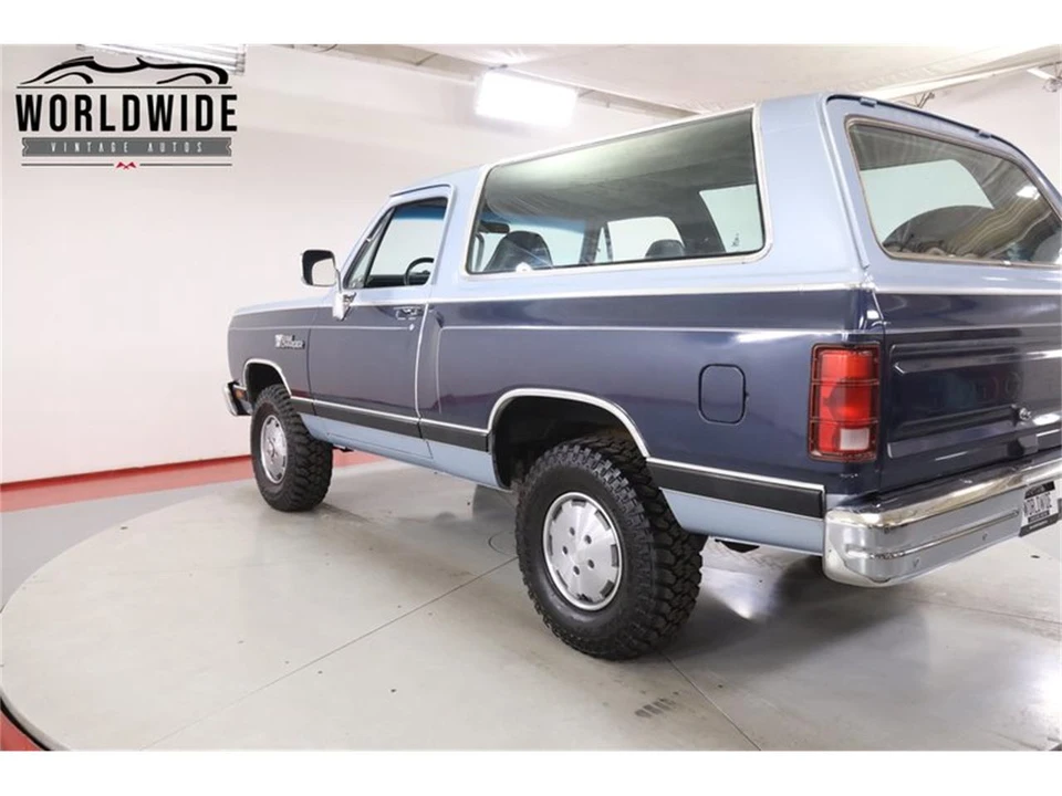 1989 Dodge Ramcharger - Image 23 of 31