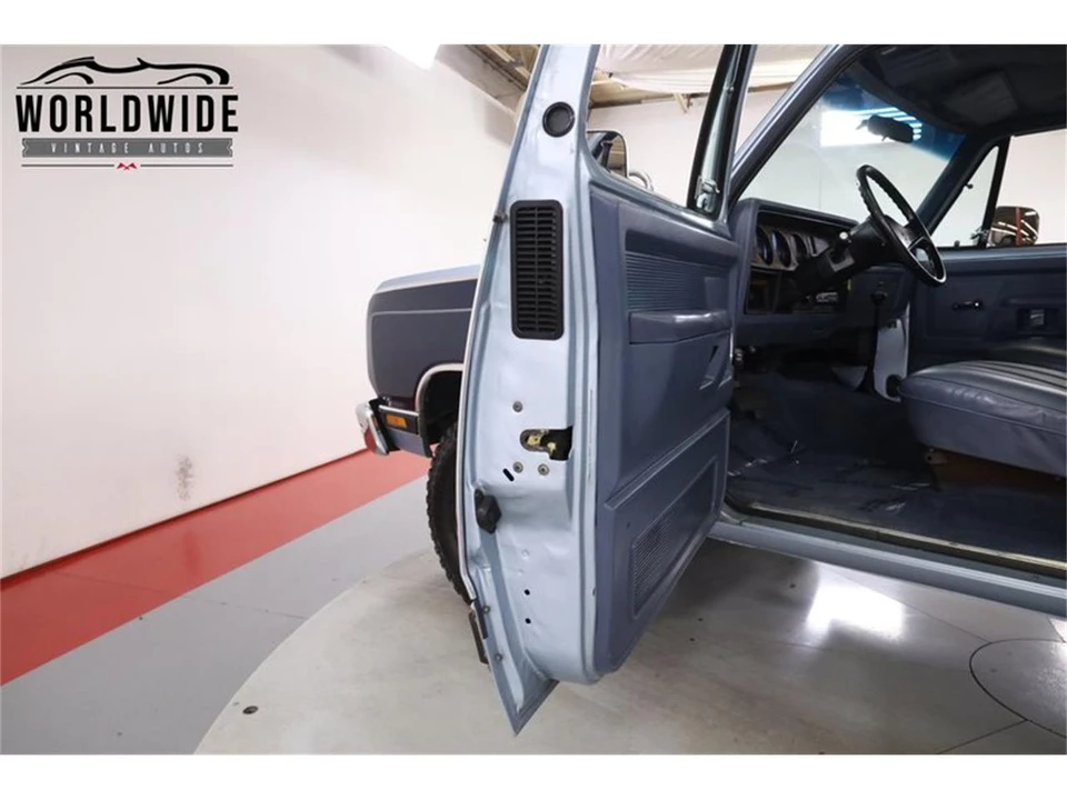 1989 Dodge Ramcharger - Image 26 of 31