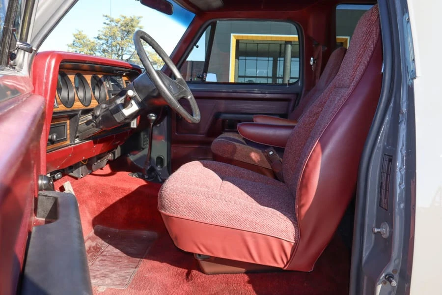 1989 Dodge Ramcharger - Image 12 of 23