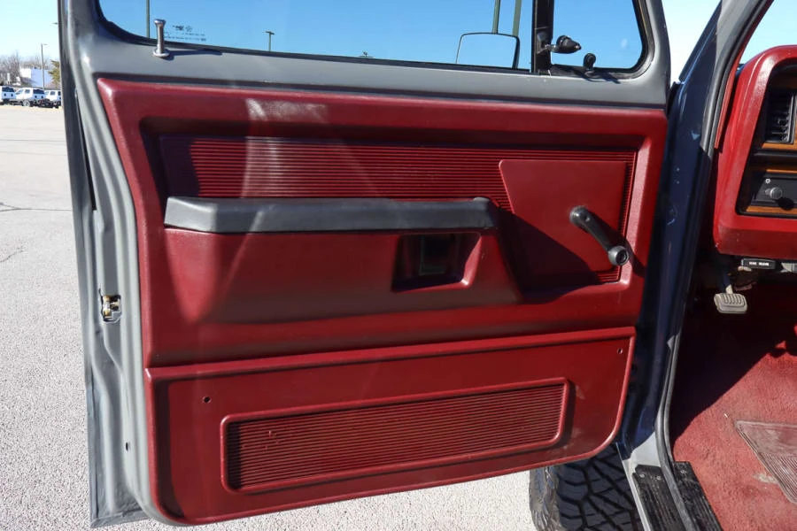 1989 Dodge Ramcharger - Image 21 of 23