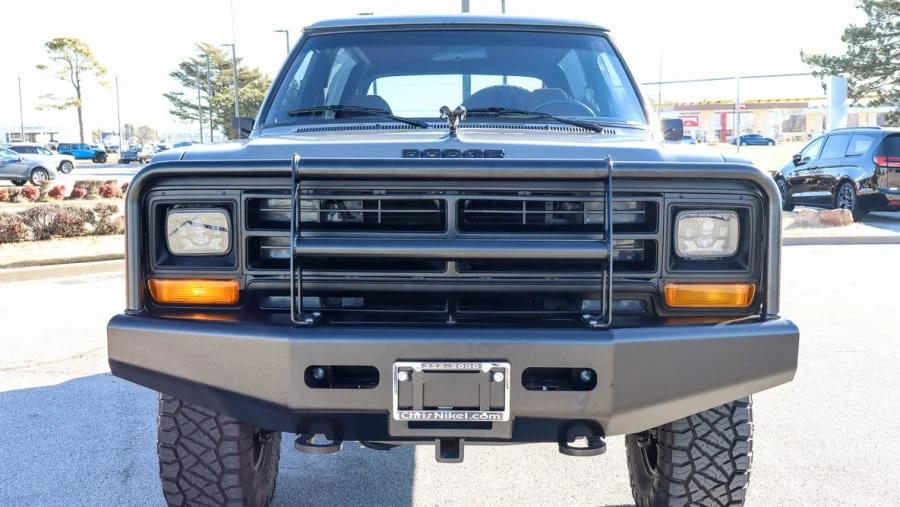 1989 Dodge Ramcharger - Image 4 of 23