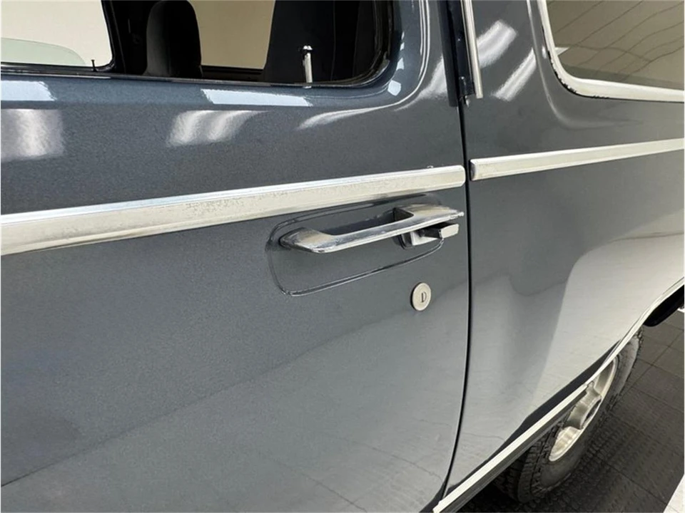 1989 Dodge Ramcharger - Image 17 of 31