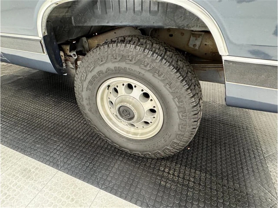1989 Dodge Ramcharger - Image 18 of 31